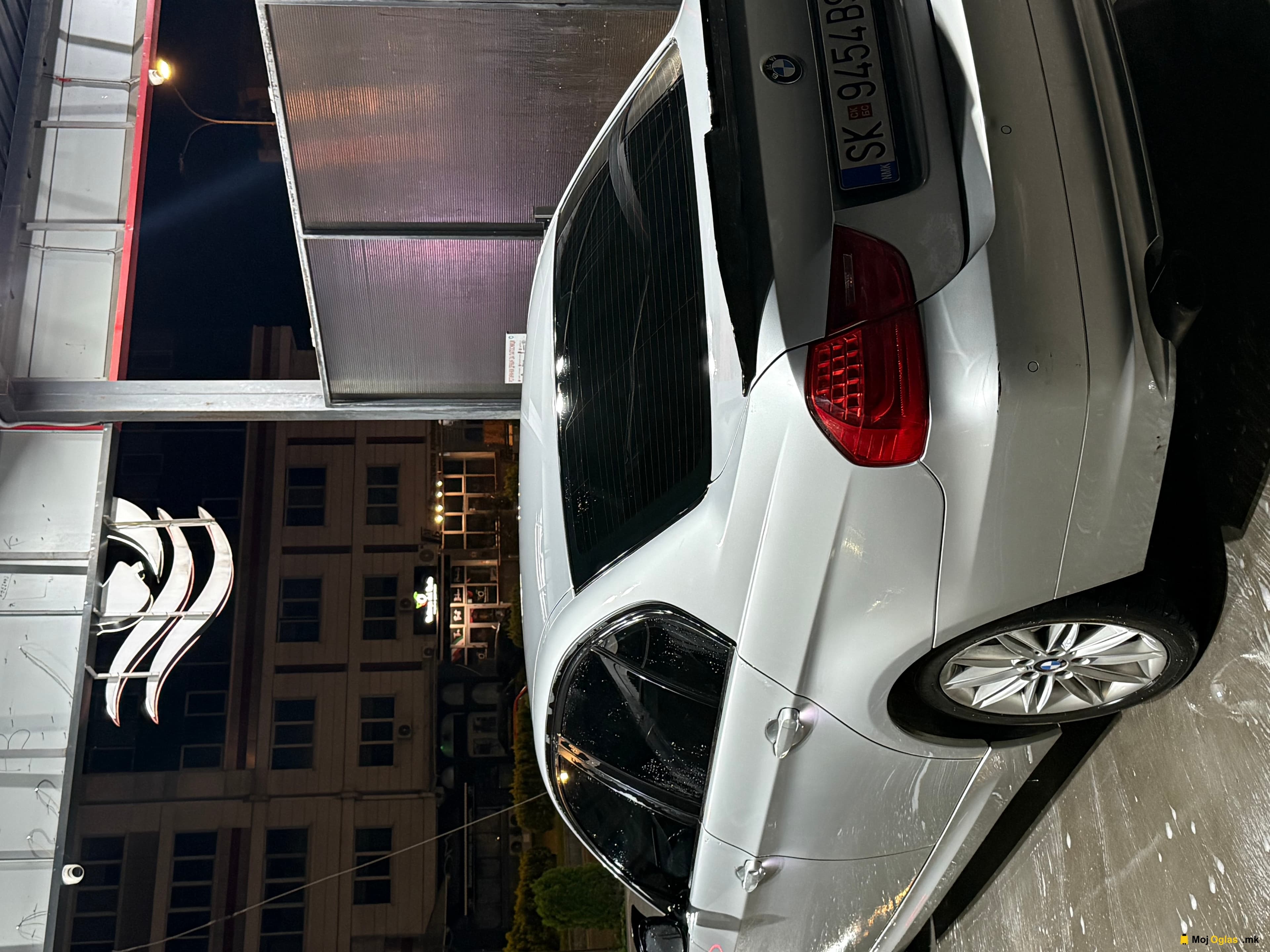 Продавам BMW E90 320d lci